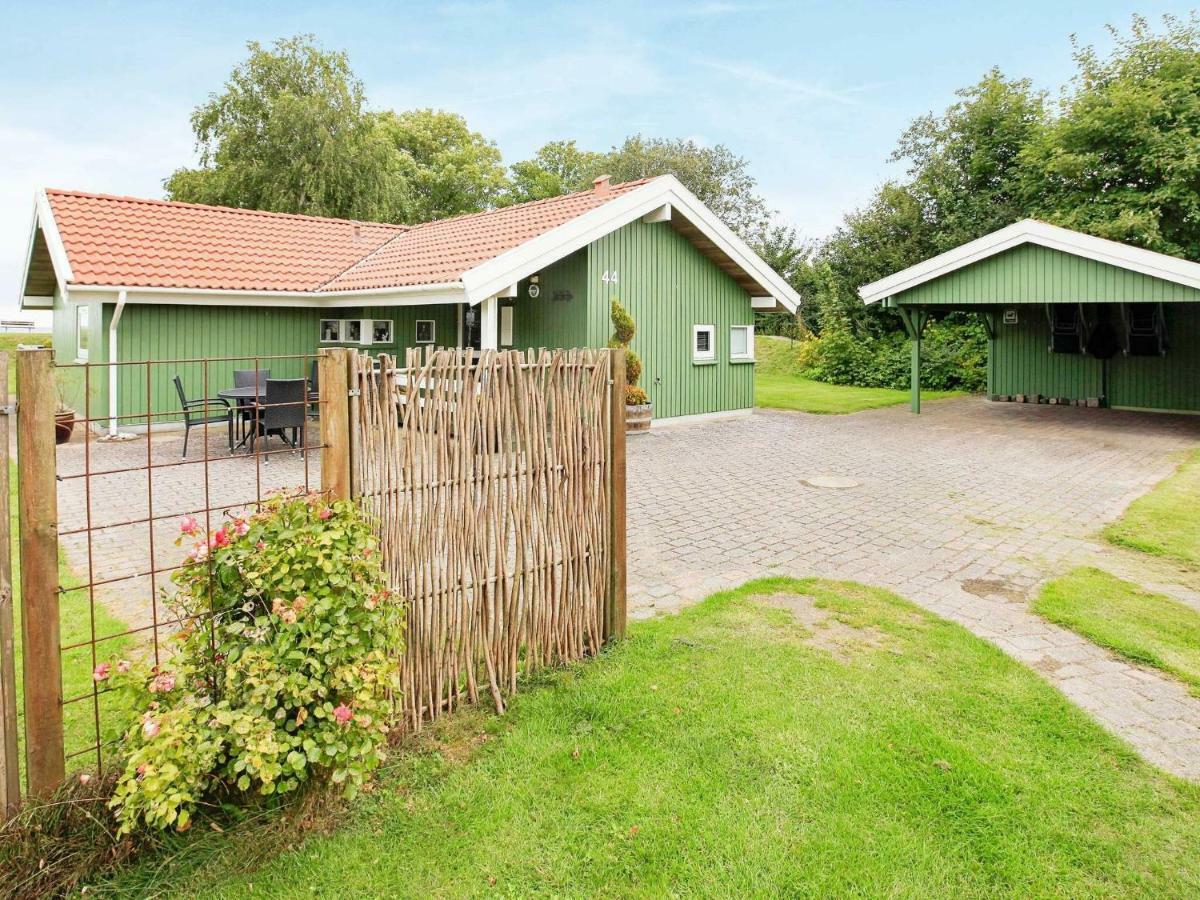 6 Person Holiday Home In Otterup Exterior photo